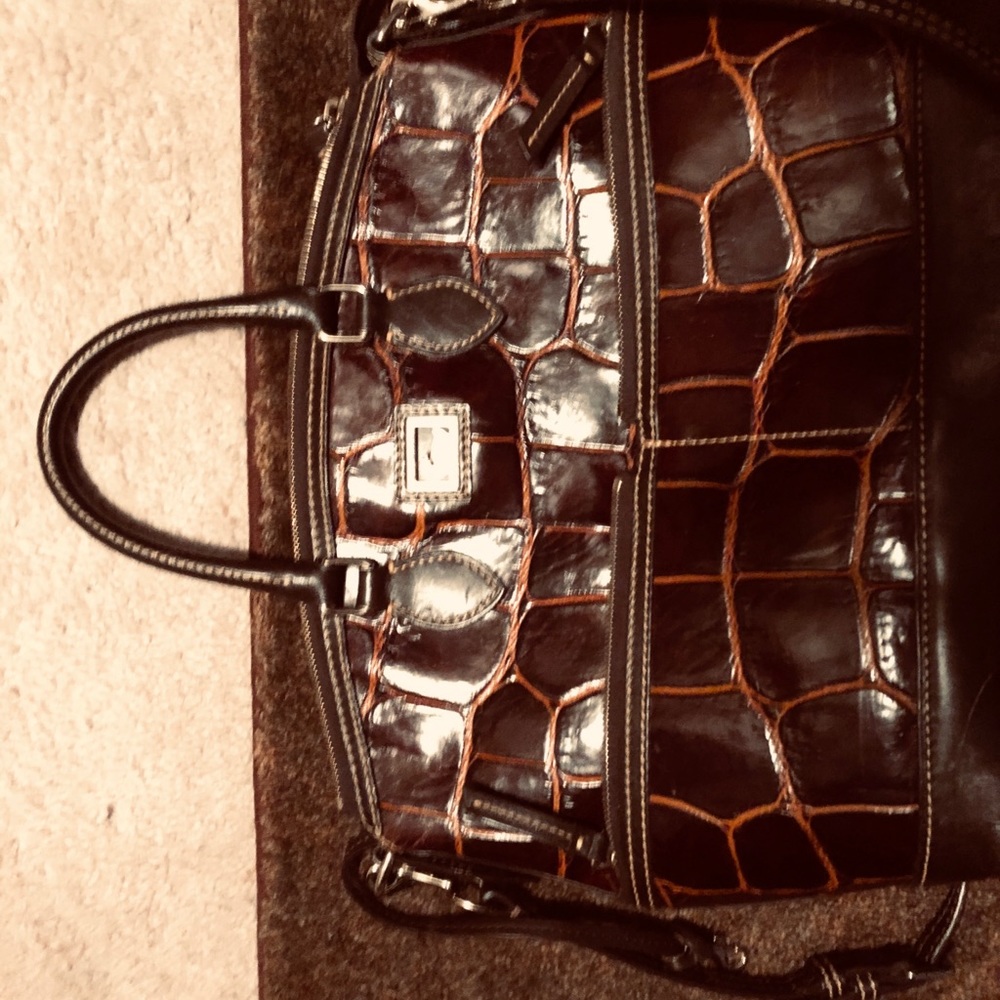 Handbag Dooney and Bourke